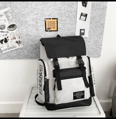 Pánsky textilný batoh - štvorcového tvaru