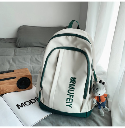 Rucsac pentru bărbați cu inscripție și breloc