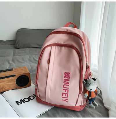 Rucsac pentru bărbați cu inscripție și breloc