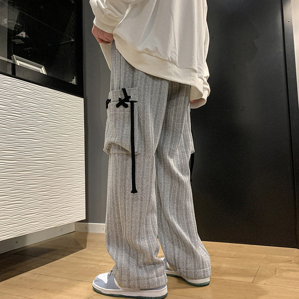 Pantaloni barbatesti cu buzunar in doua culori