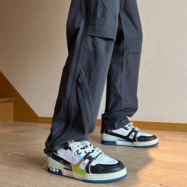 Nový model pánskych nohavíc s vreckami