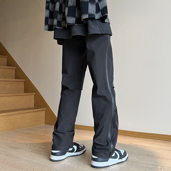 Nový model pánskych nohavíc s vreckami