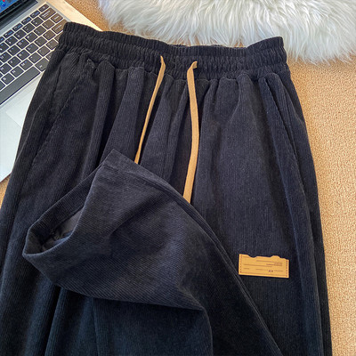 Pantaloni casual barbatesti cu sireturi si logo