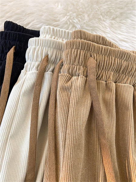 Pantaloni casual barbatesti cu sireturi si logo