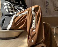 Pantaloni de catifea pentru barbati model nou cu tiv si nasturi la picioare