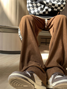 Pantaloni de catifea pentru barbati model nou cu tiv si nasturi la picioare