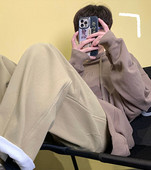 Pánske nohavice širokého modelu s vreckom