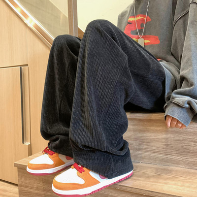 Pantaloni casual barbatesti cu buzunare