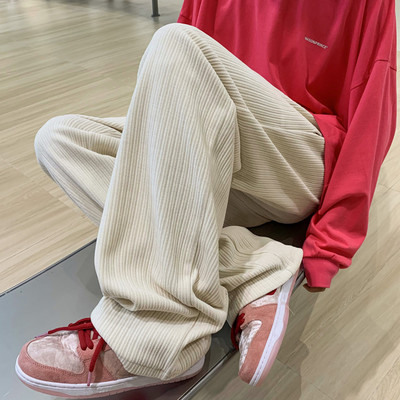 Pantaloni casual barbatesti cu buzunare