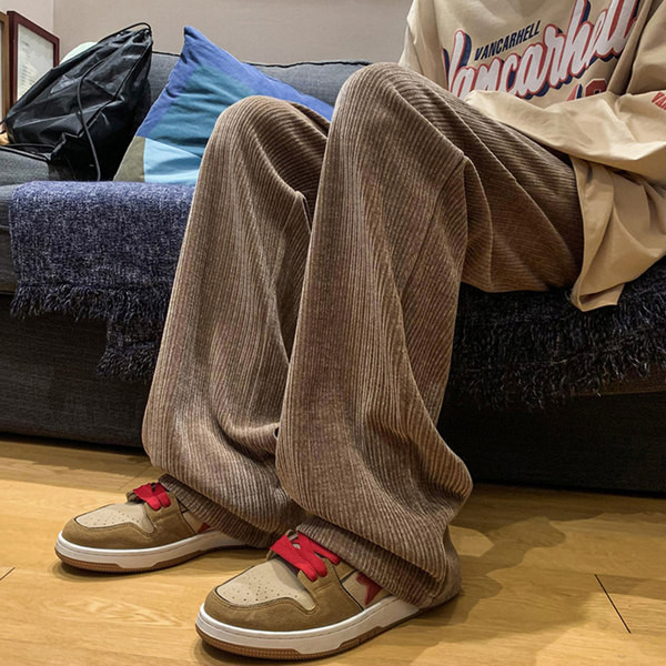 Pantaloni casual barbatesti cu buzunare