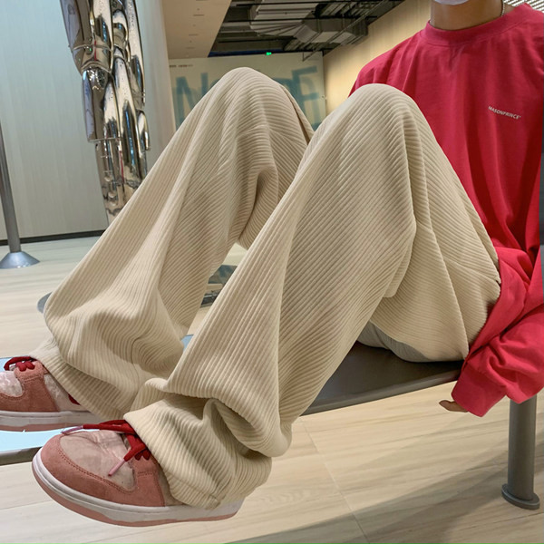 Pantaloni casual barbatesti cu buzunare