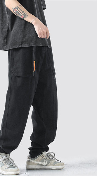 Ανδρικό παντελόνι casual με τσέπη και επιγραφή