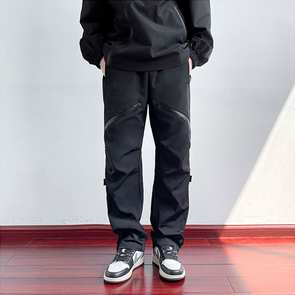 Ležerne muške hlače - s patentnim zatvaračem