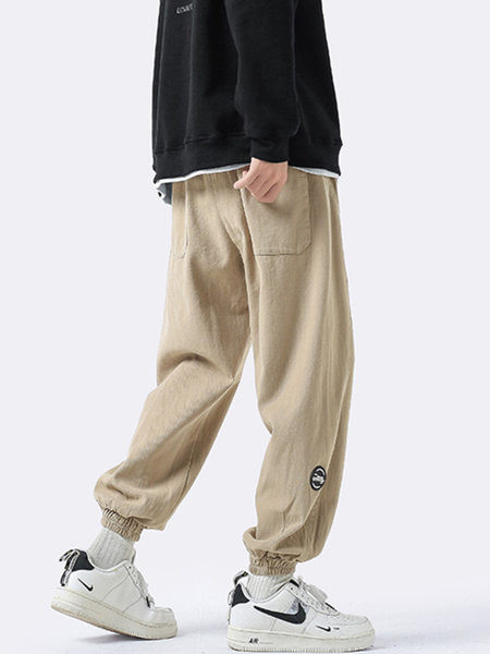 Pantaloni de bărbați cu model curat