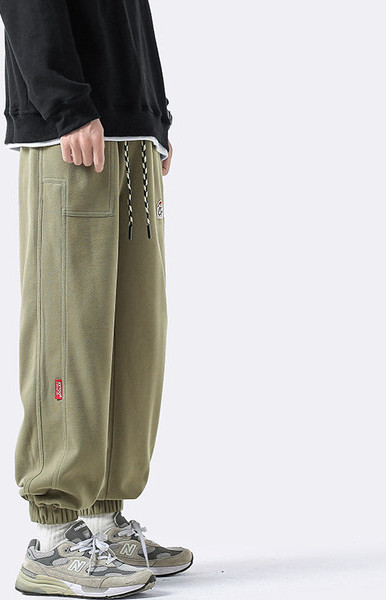 Pánske tepláky so šnúrkami a logom