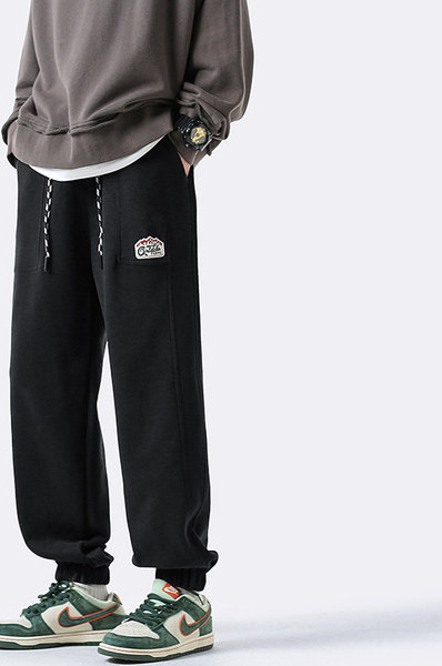 Pánske tepláky so šnúrkami a logom