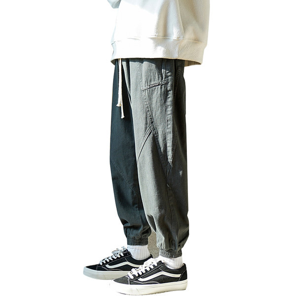 Pánske nohavice rovného modelu s vreckom