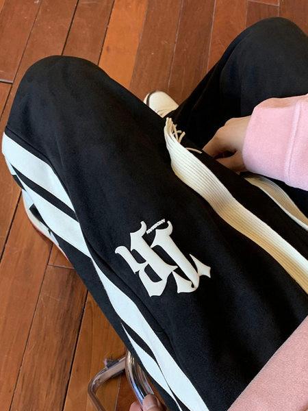 Pantaloni de trening pentru bărbați cu margini