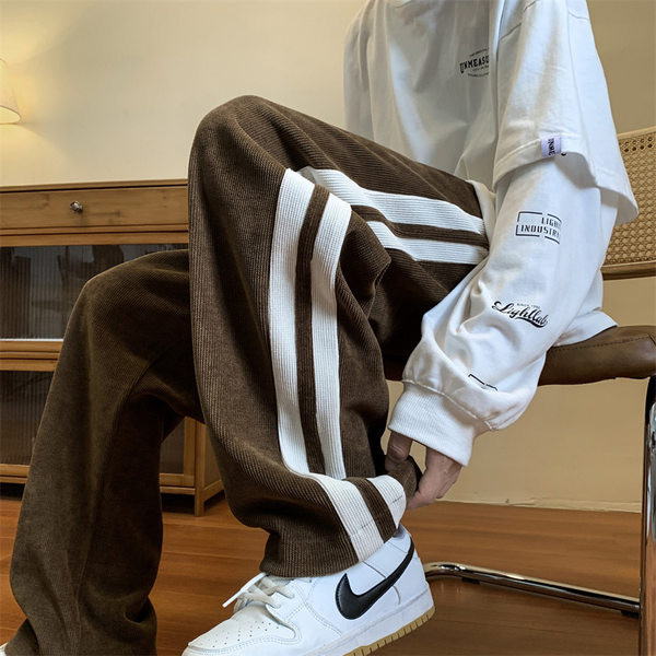 Pantaloni de bărbați sport cu pipe și șireturi