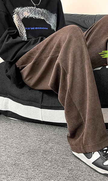 Pantaloni bărbați din catifea în trei culori