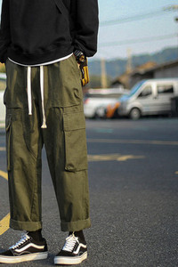 Pánske ležérne nohavice so šnúrkami a bočnými vreckami, nový model