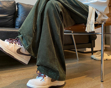 Pantaloni barbatesti model lat cu sireturi