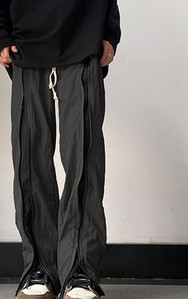 Ležerne muške hlače s pasovima