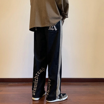 Ανδρικό παντελόνι με μπορντούρες και γράμματα