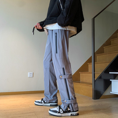 Pánske nohavice v tmavých a svetlých farbách