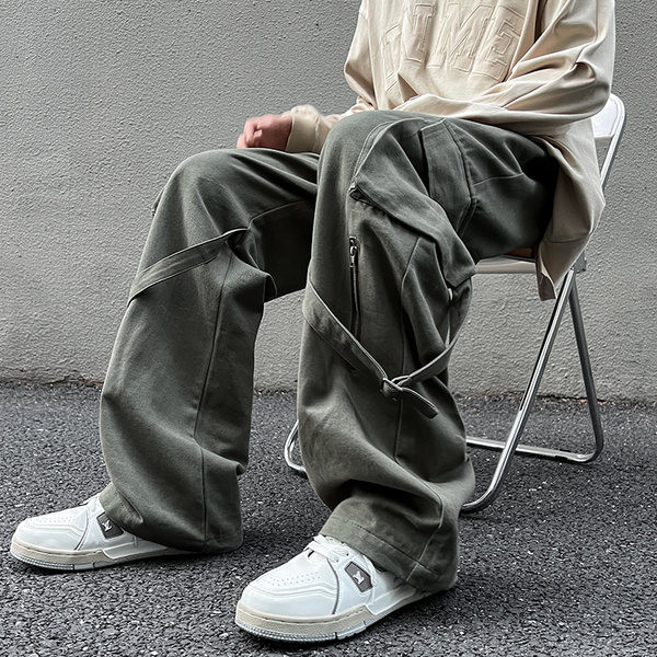 Pantaloni sport barbati cu buzunare