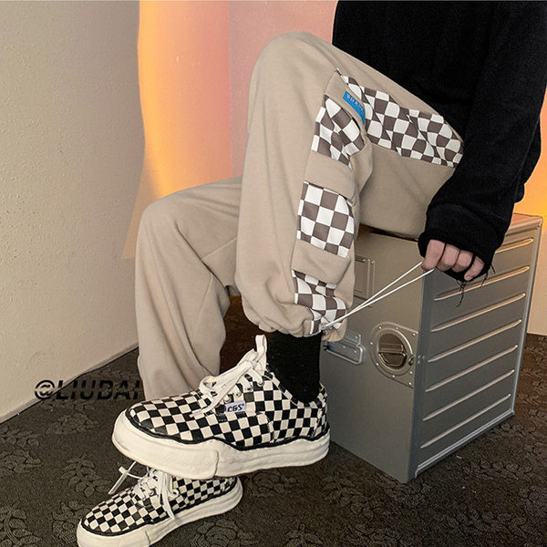 Pánske športové nohavice s elastickým pásom