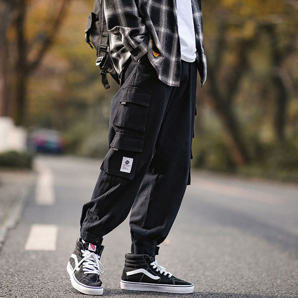 Model nou de pantaloni sport barbati cu buzunare