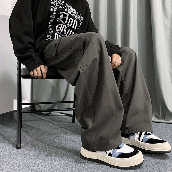 Zsebes férfi sportnadrág