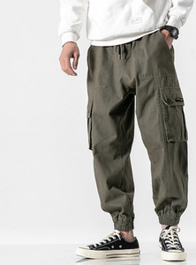 Pánske nohavice s vreckom a šnúrkami