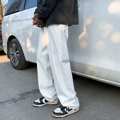 Blugi largi - model curat