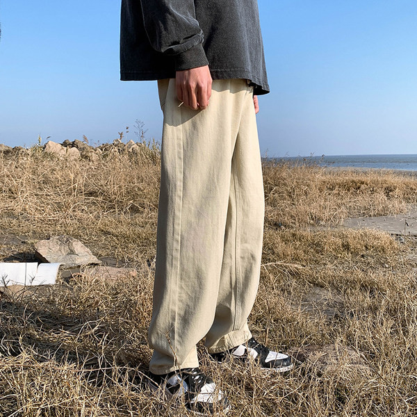 Blugi largi - model curat