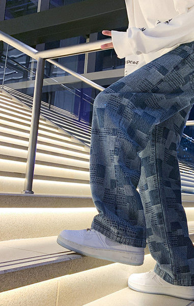 Široki model muških traperica - sa džepom