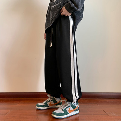 Pantaloni sport pentru bărbați, model larg, cu piping și șireturi