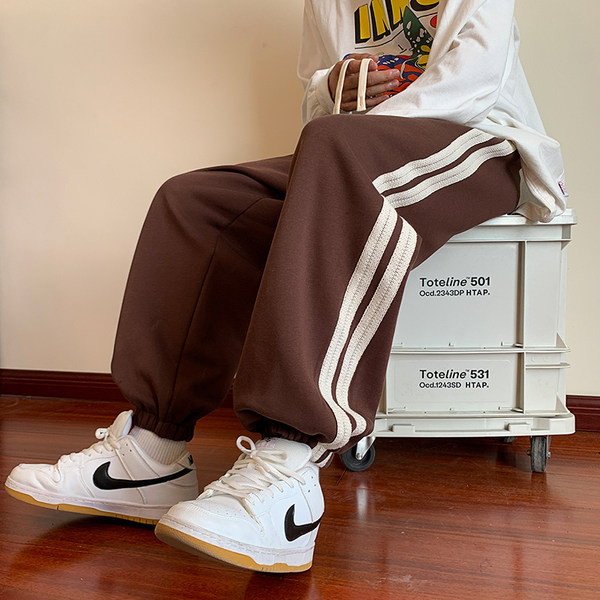 Pantaloni sport pentru bărbați, model larg, cu piping și șireturi