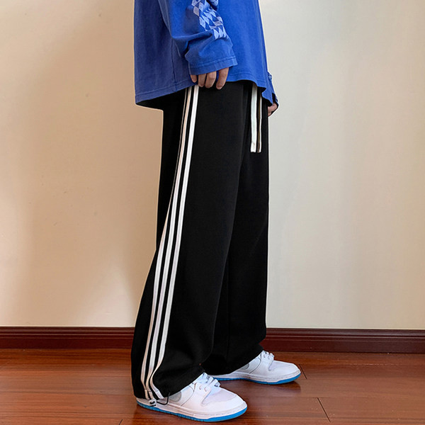 Pantaloni sport barbati cu margini