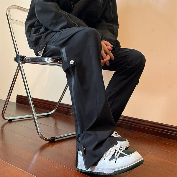 Pantaloni casual barbatesti cu nasturi