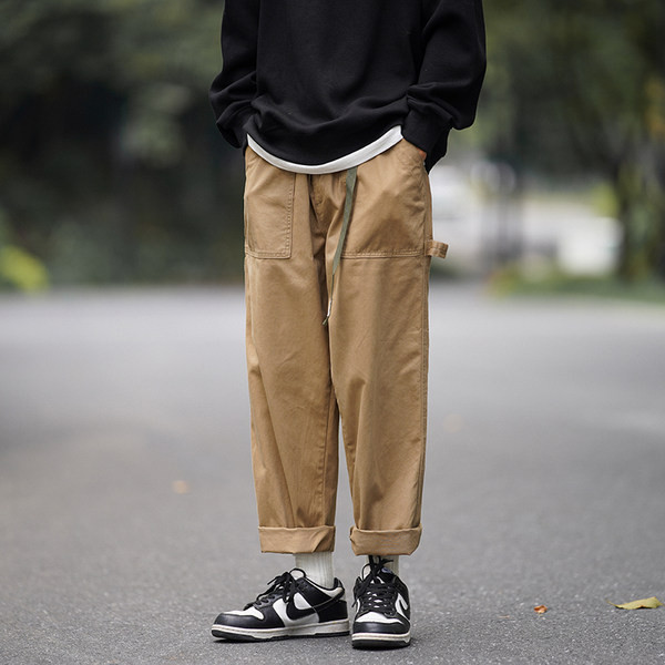 Pantaloni pentru bărbați - cu buzunar