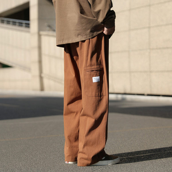 Pantaloni barbatesti cu buzunar in trei culori