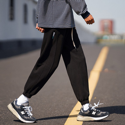 Pantaloni sport barbati - cu sireturi