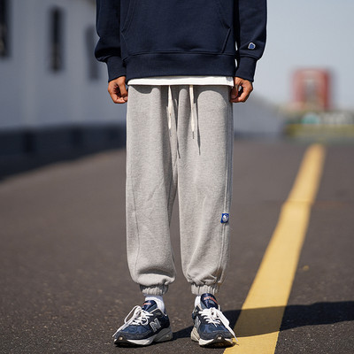 Pantaloni sport barbati - cu sireturi