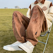 Pantaloni sport barbati cu broderie