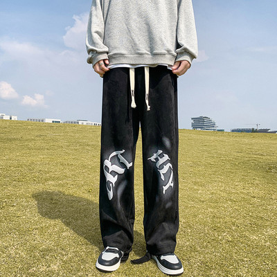 Pantaloni sport barbati cu broderie