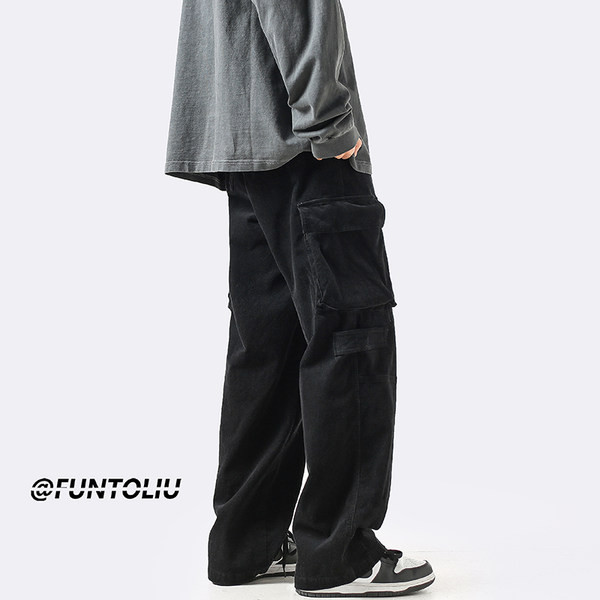 Pantaloni barbati moderni model drept cu buzunare laterale