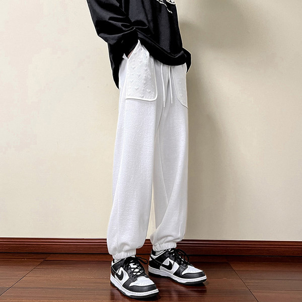 Pantaloni barbatesti de primavara-toamna cu logo si sireturi