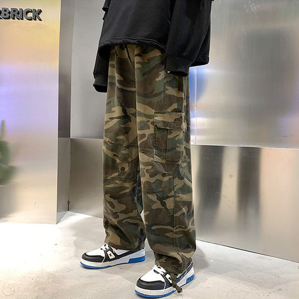 Lezser, széles szárú férfi nadrág zsebekkel